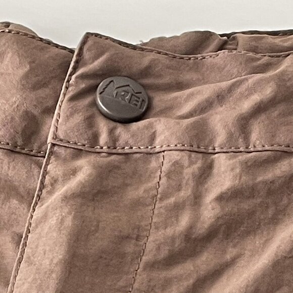 REI Shorts Girls XL (18) Lightweight Cargo Brown Nylon Outdoors Hiking Camping - Picture 2 of 13